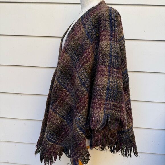 Weave Of The Irish Handcrafted Wool Blend Wrap Shawl Plaid Flannel One Size - Picture 5 of 15